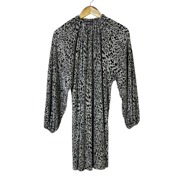 ASOS Metallic Animal Print Pleated Mini Dress Womens 0 Silver Black Party Glam - Picture 2 of 7